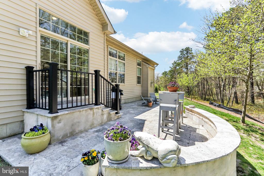 55 Remington Dr