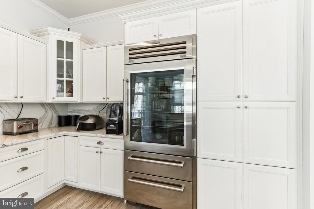 55 Remington Dr