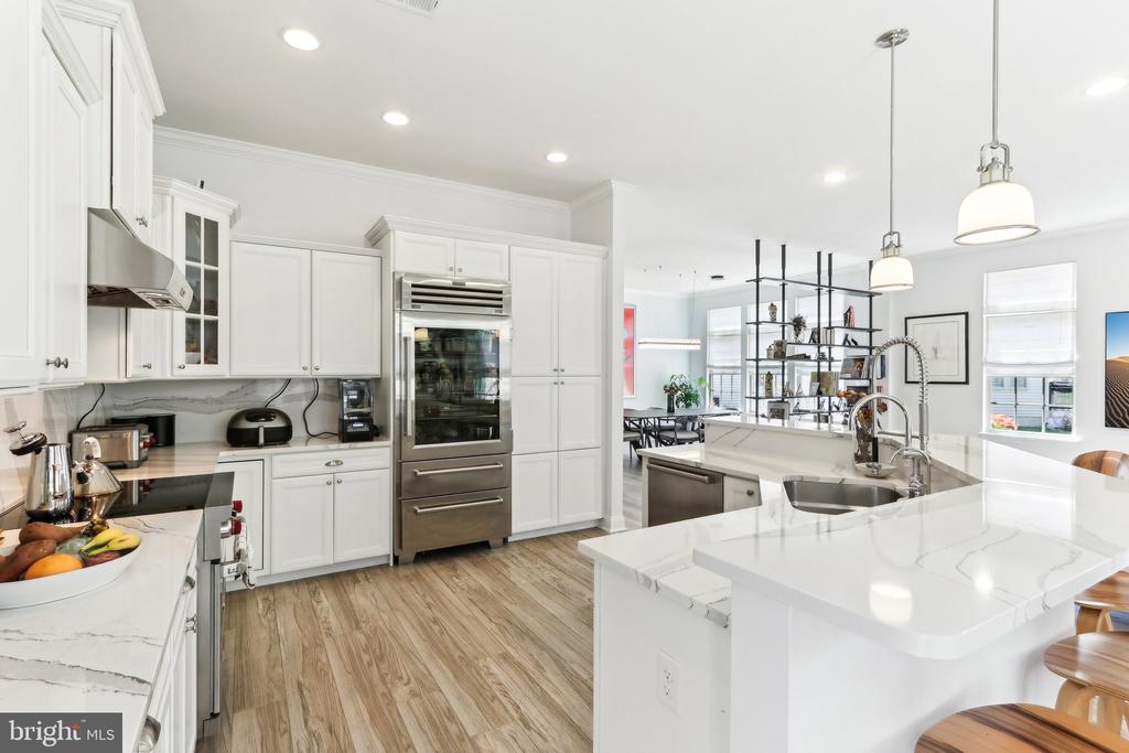 55 Remington Dr