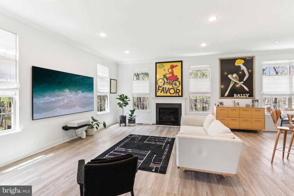 55 Remington Dr