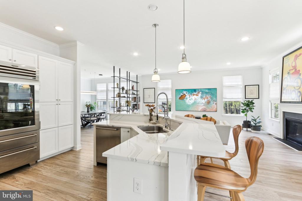 55 Remington Dr