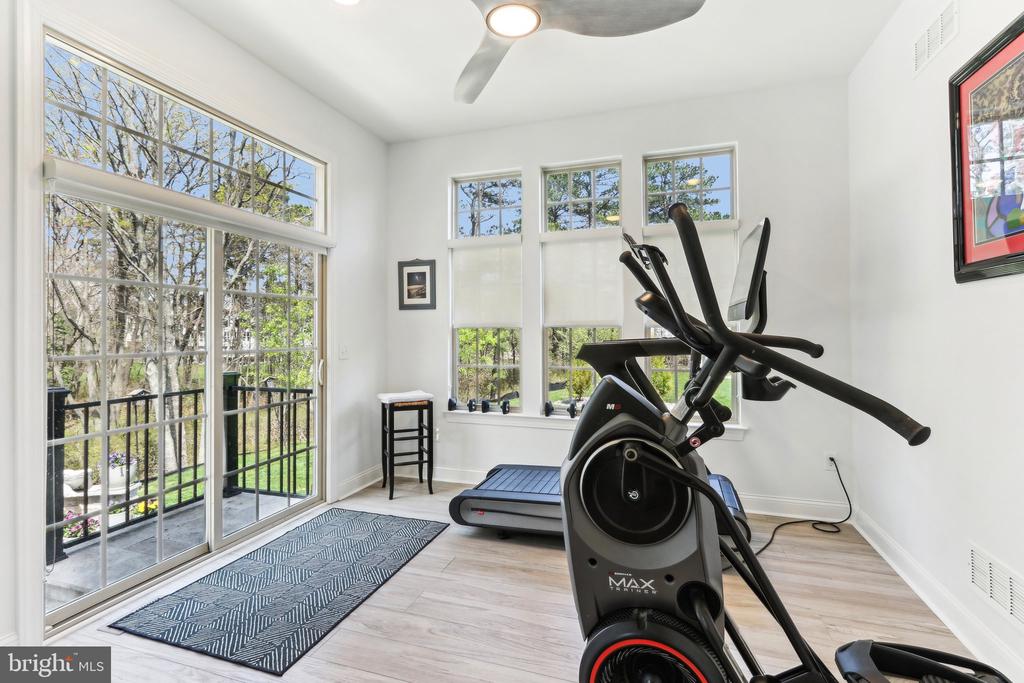 55 Remington Dr
