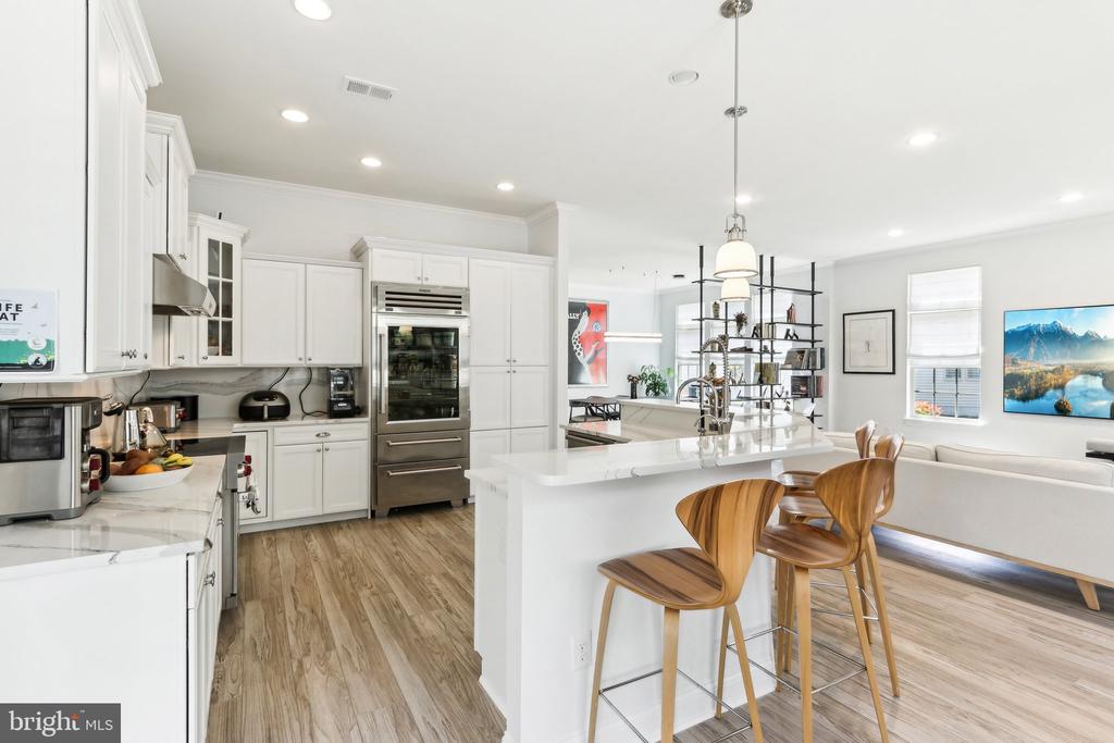 55 Remington Dr