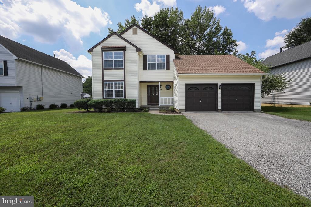 28 COUNTRY LANE