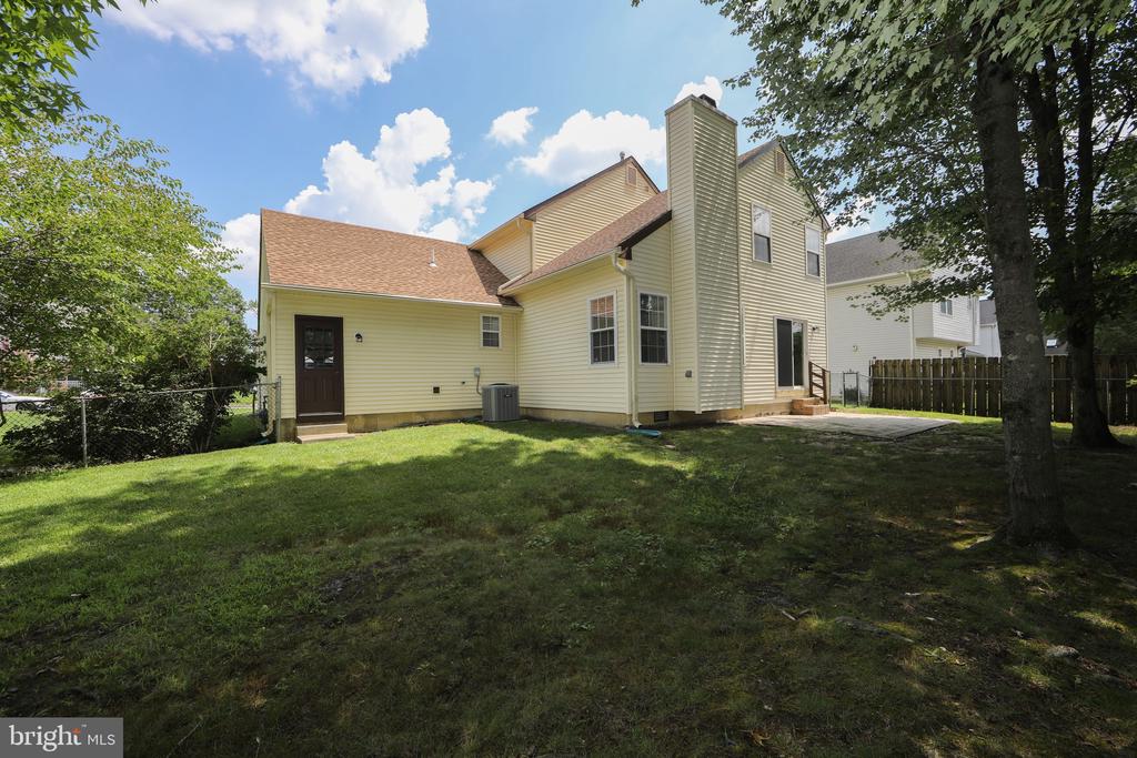 28 COUNTRY LANE
