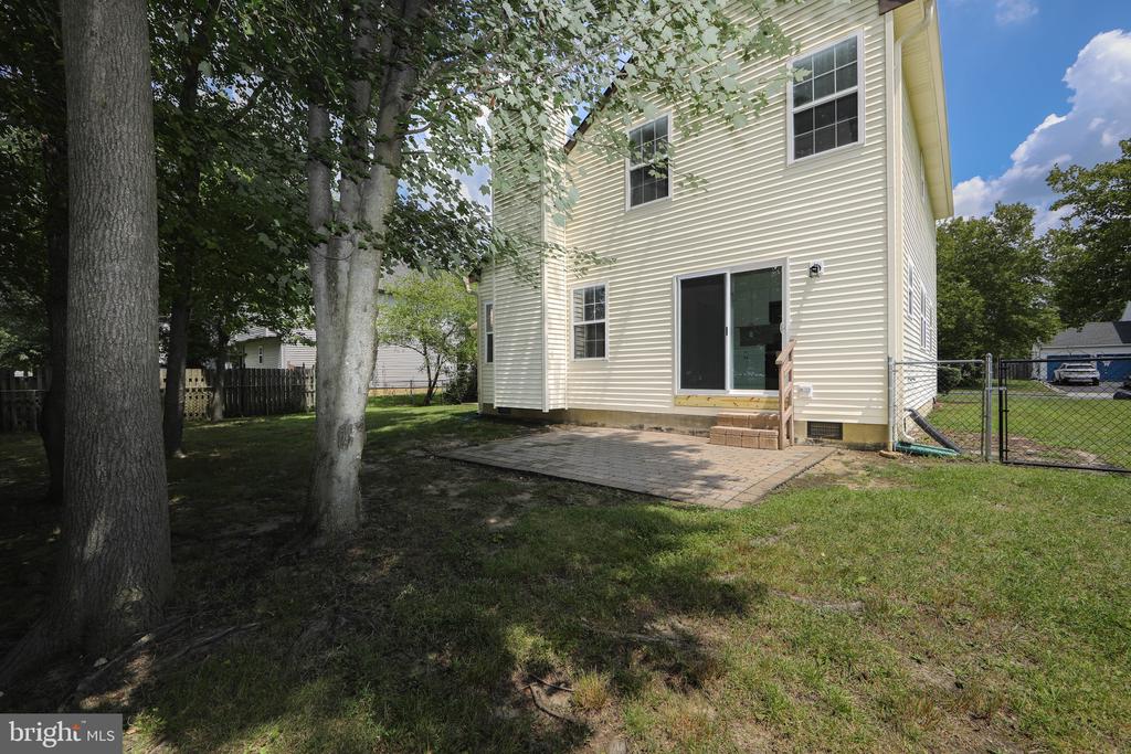 28 COUNTRY LANE