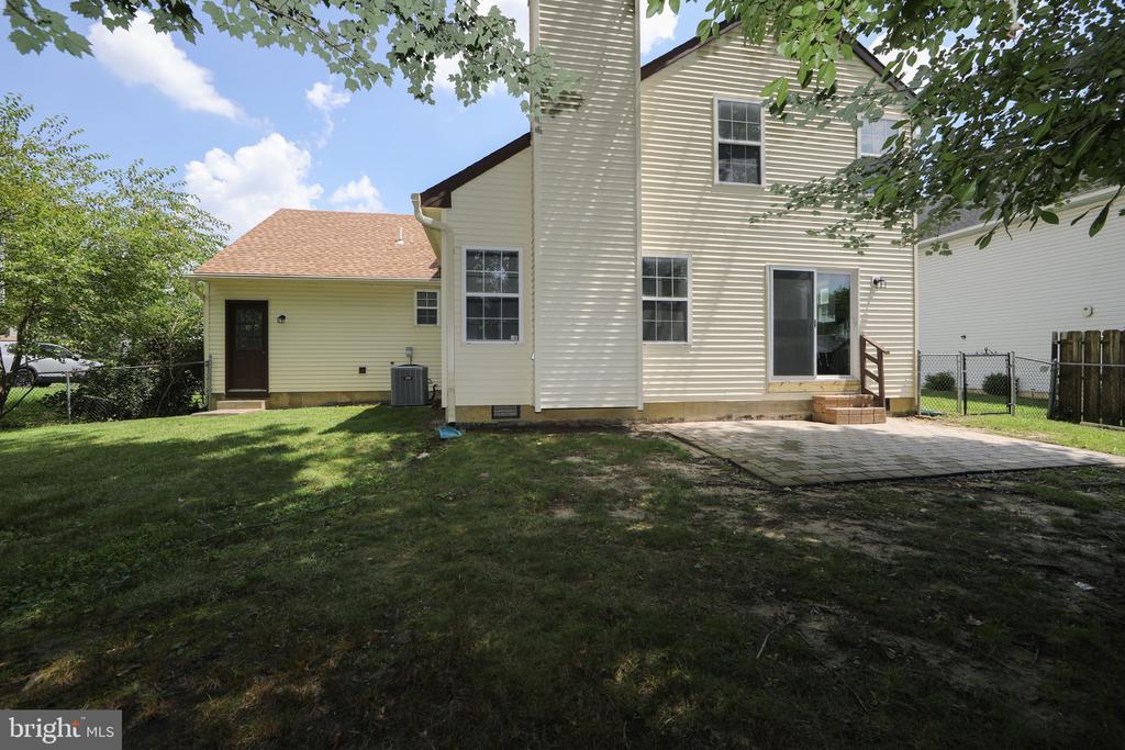 28 COUNTRY LANE