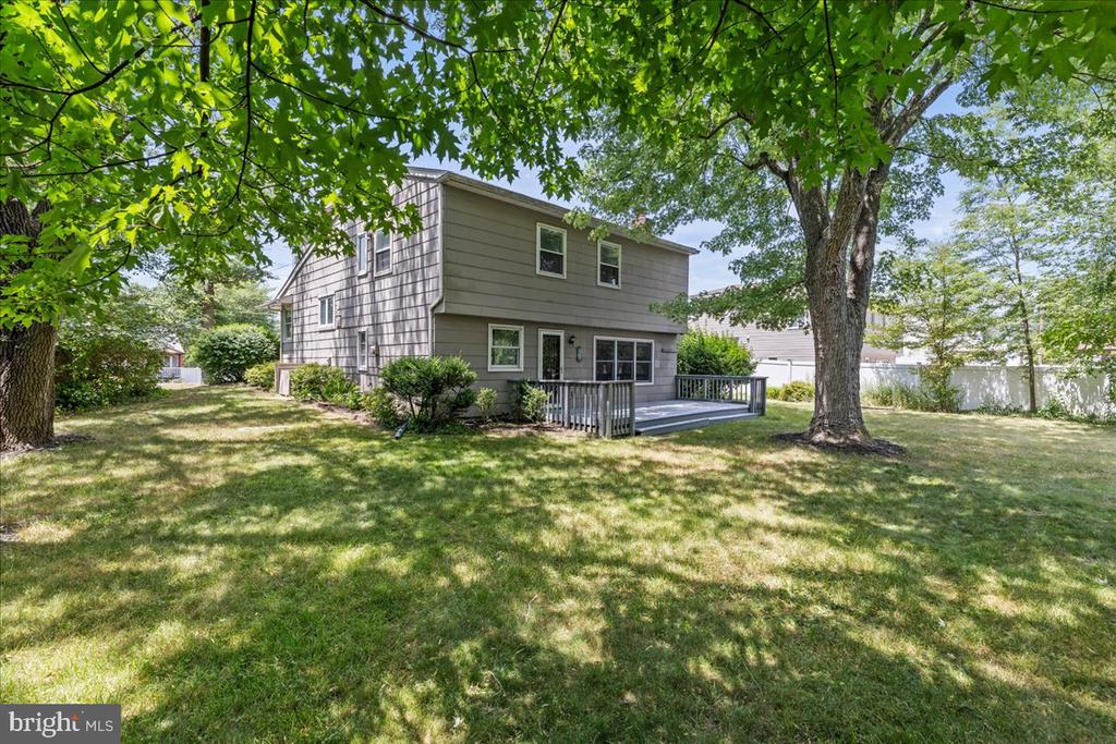 1604 PLEASANT DRIVE