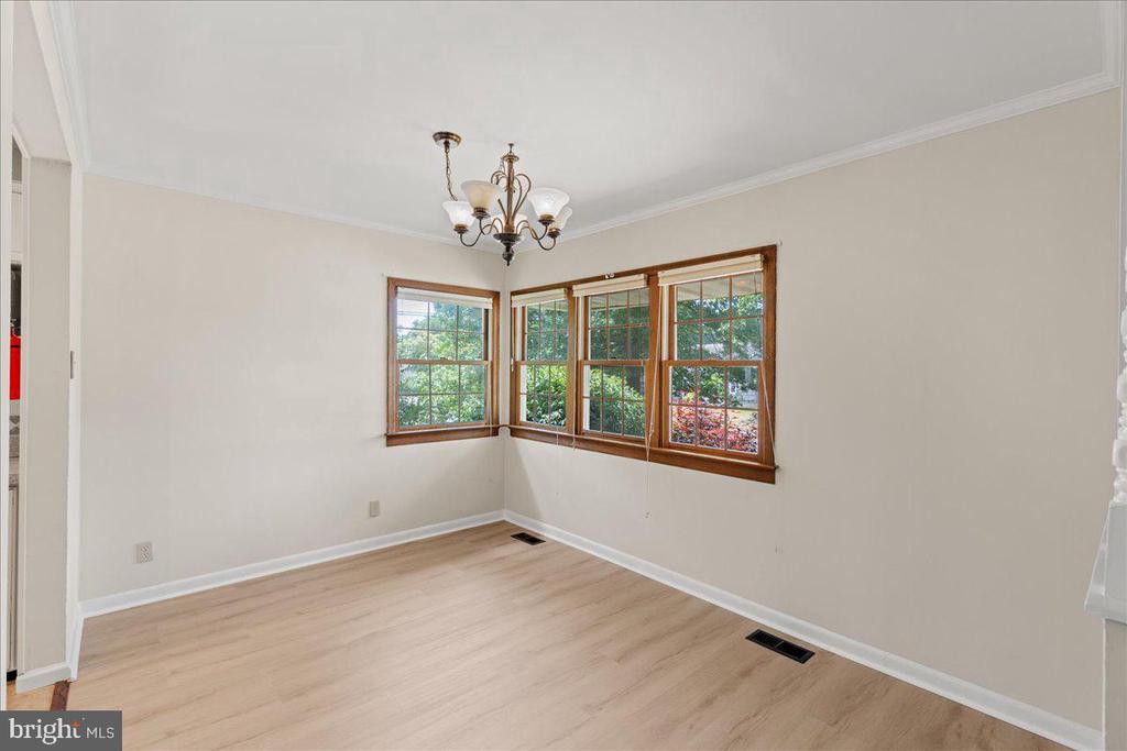 1604 PLEASANT DRIVE