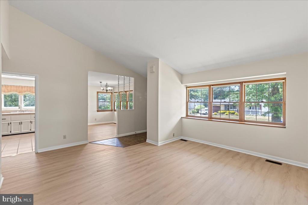 1604 PLEASANT DRIVE