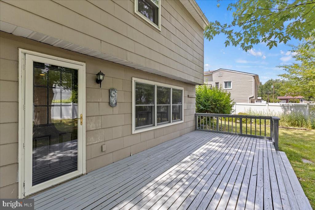 1604 PLEASANT DRIVE