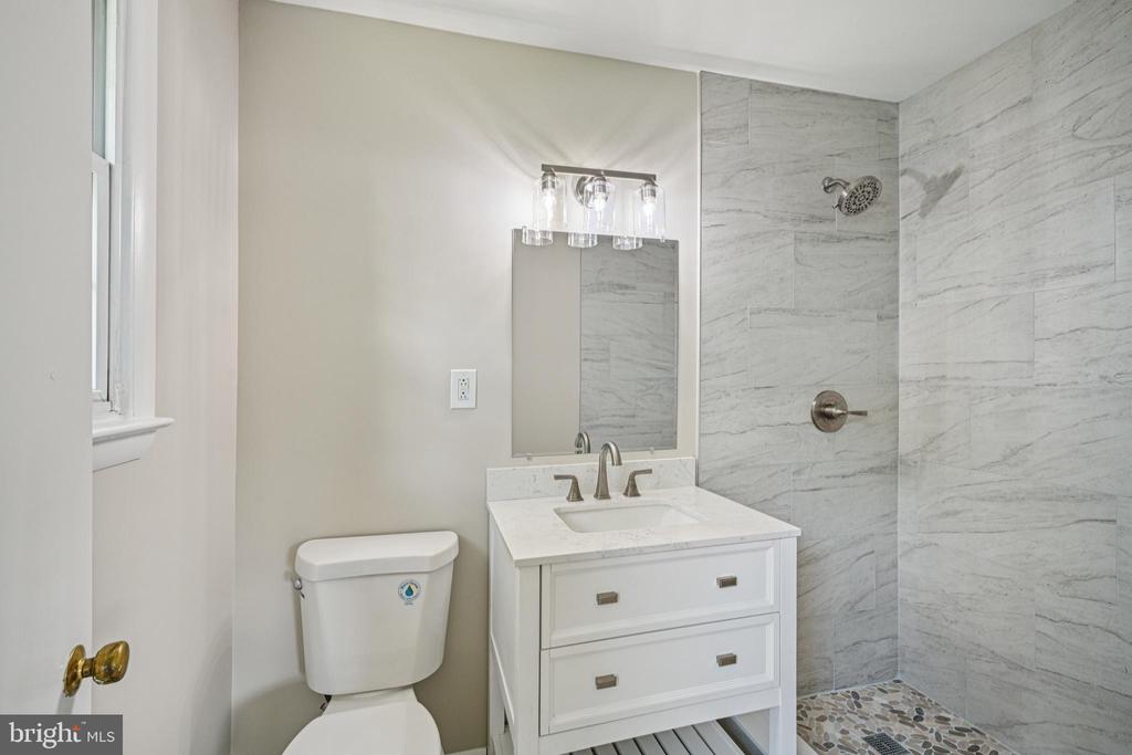 143 Ashbrook Rd