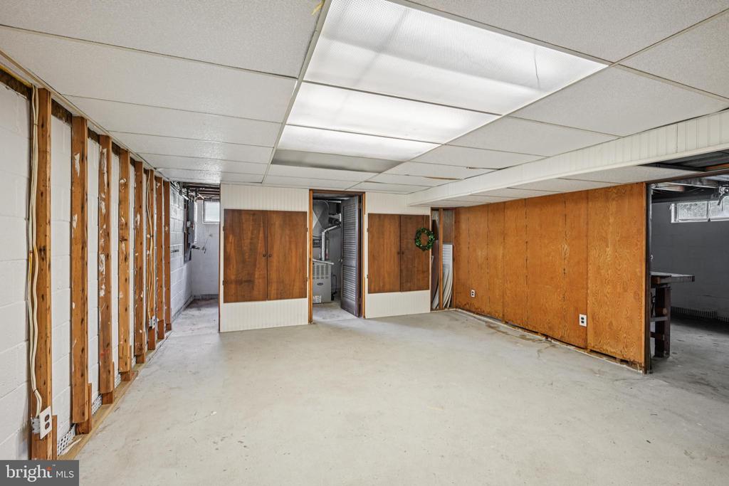 143 Ashbrook Rd