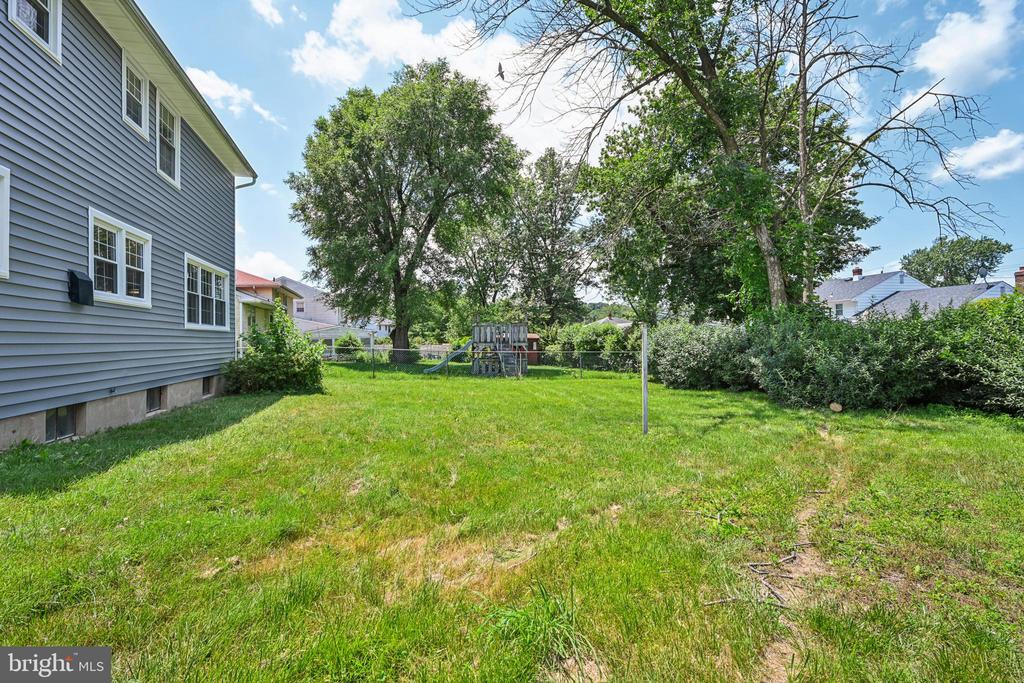 143 Ashbrook Rd