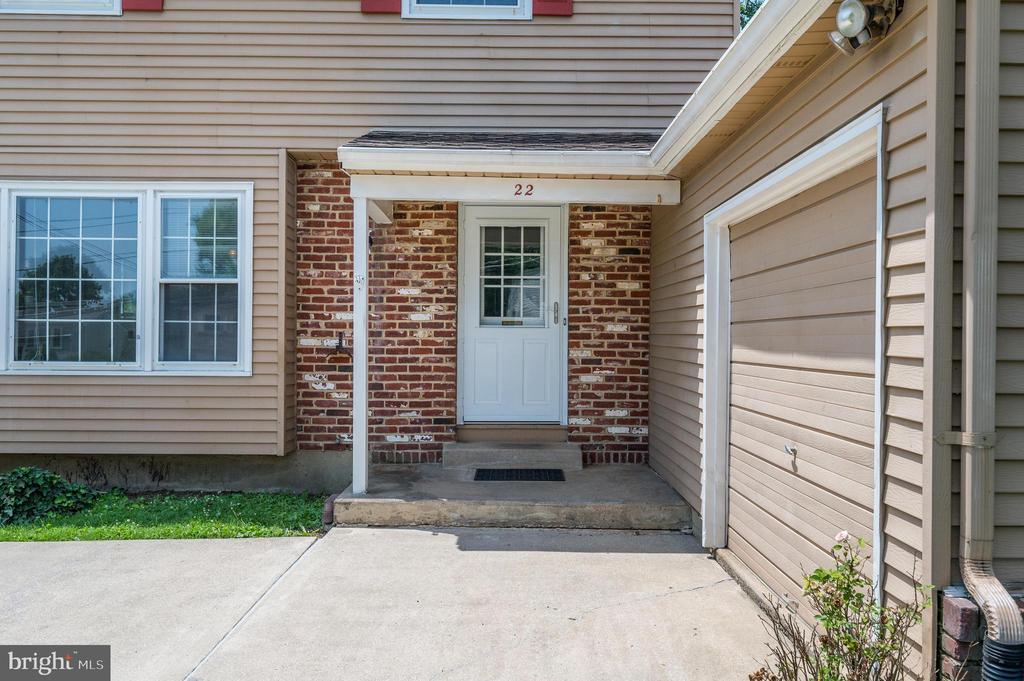 22 CLEMSON ROAD