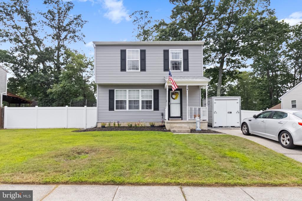 94 MOUNT CLEMENT AVENUE