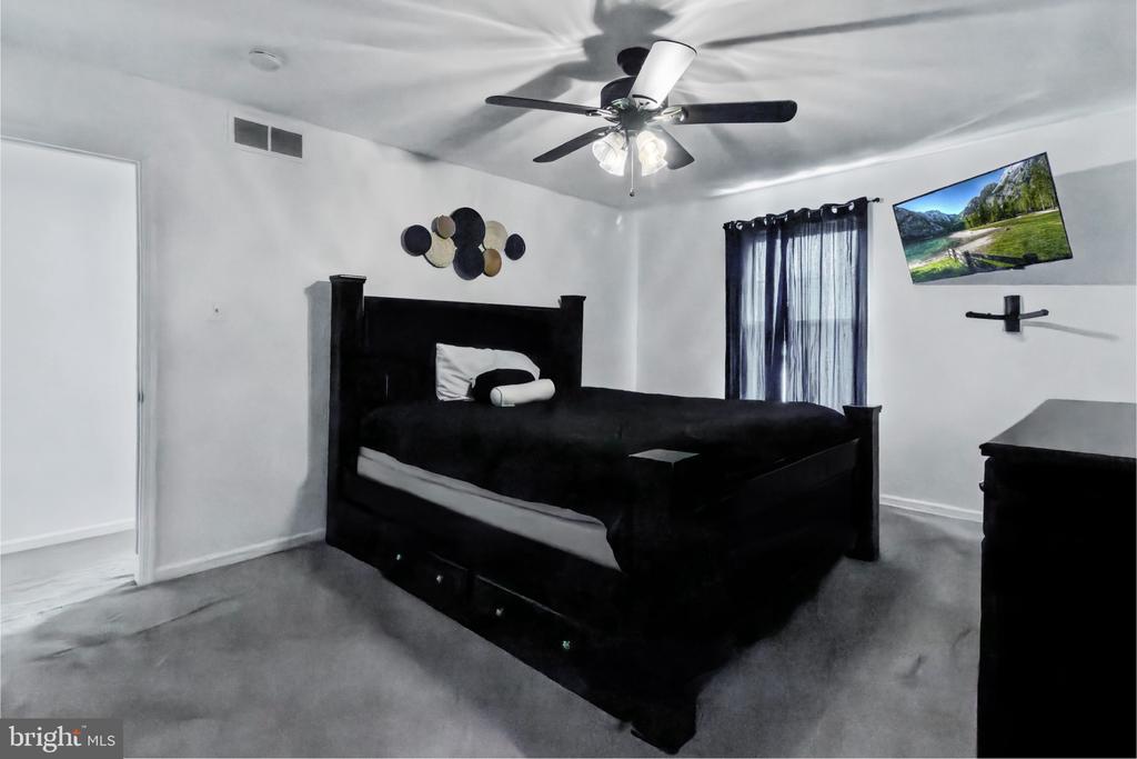 94 MOUNT CLEMENT AVENUE