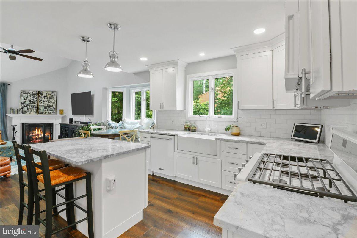 9 GOLF VIEW DRIVE