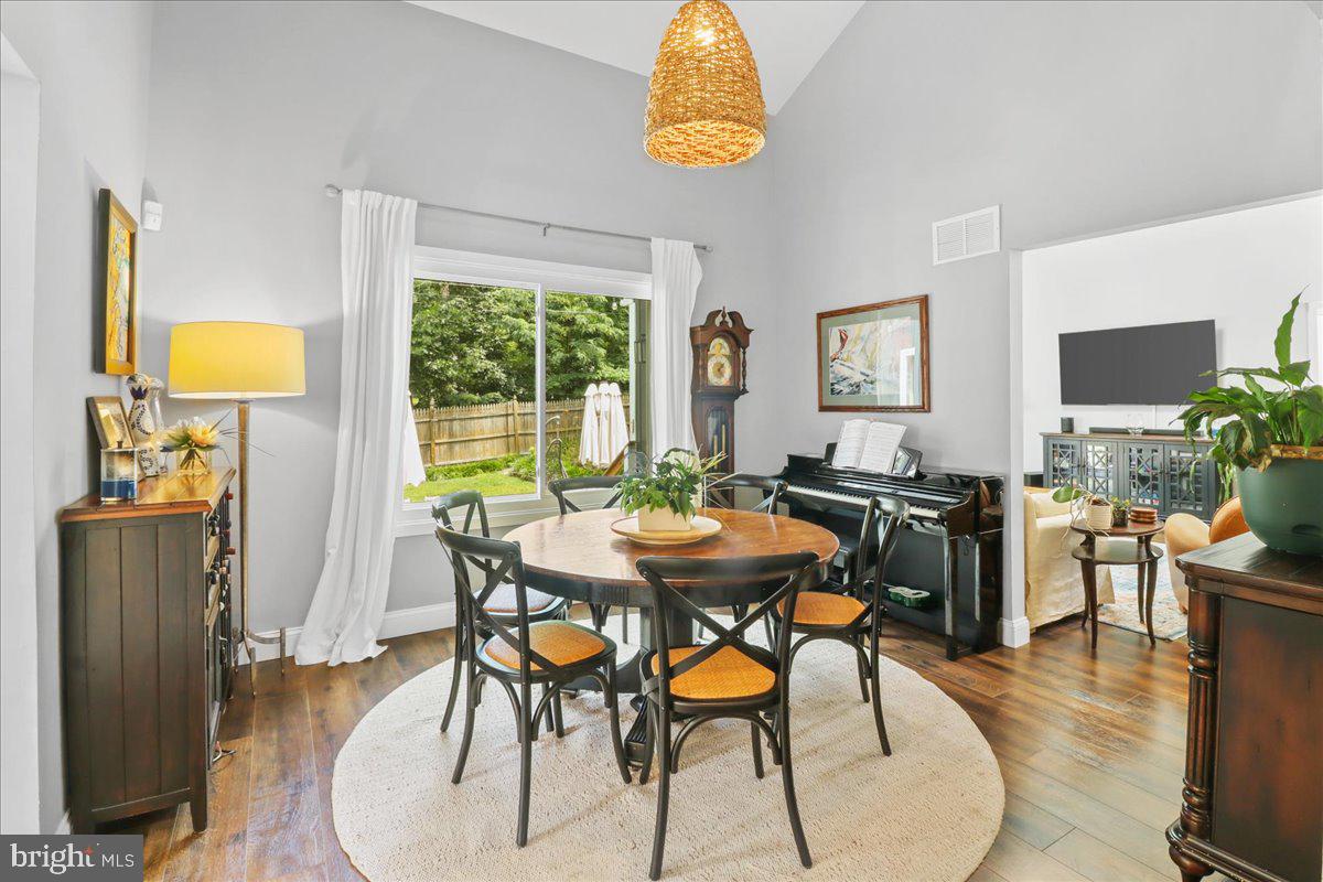 9 GOLF VIEW DRIVE