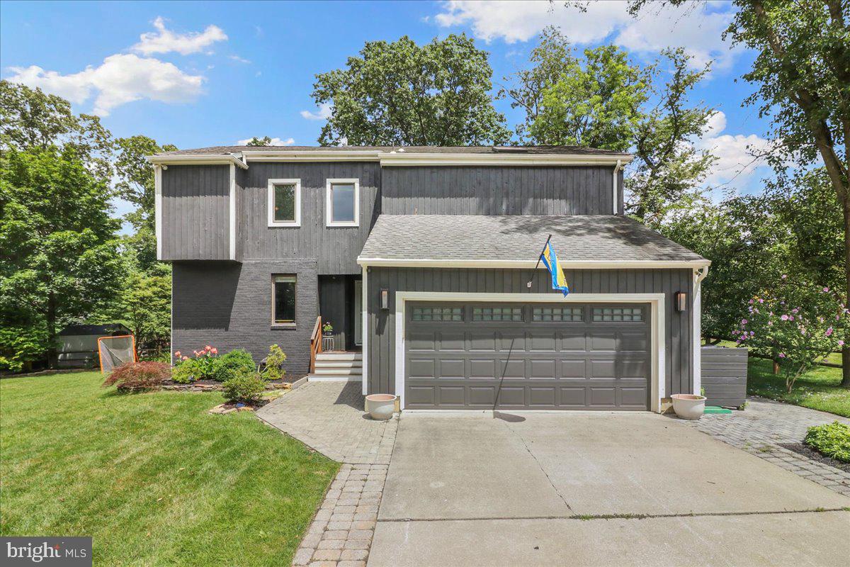 9 GOLF VIEW DRIVE