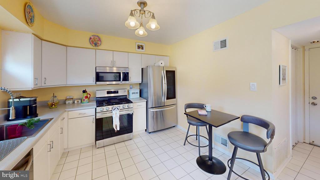 20 PEREGRINE DRIVE