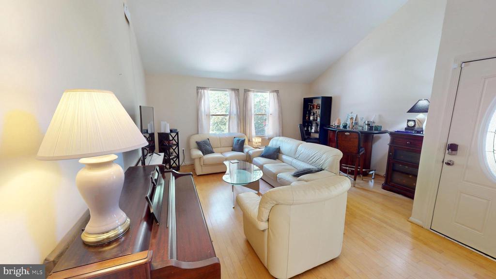 20 PEREGRINE DRIVE