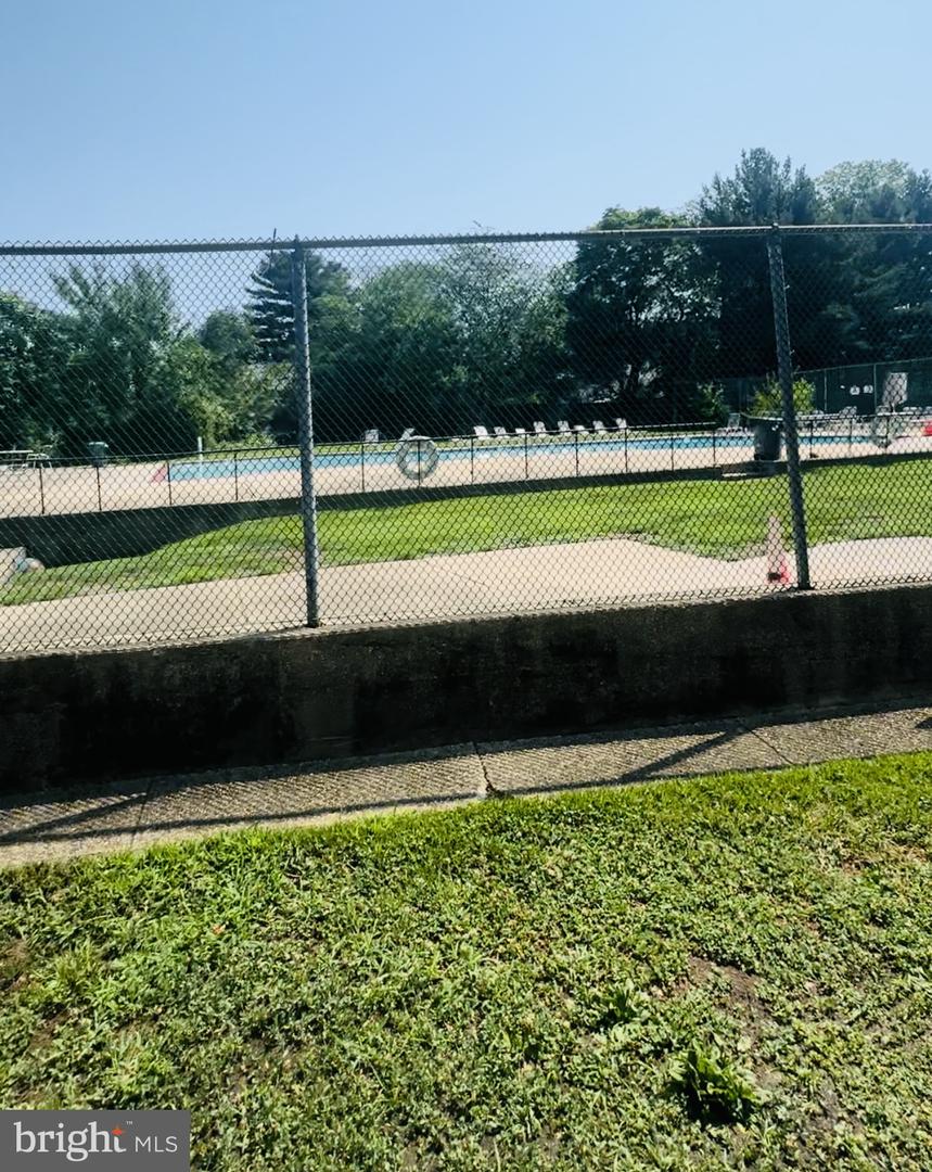 114F CHERRY PARKE