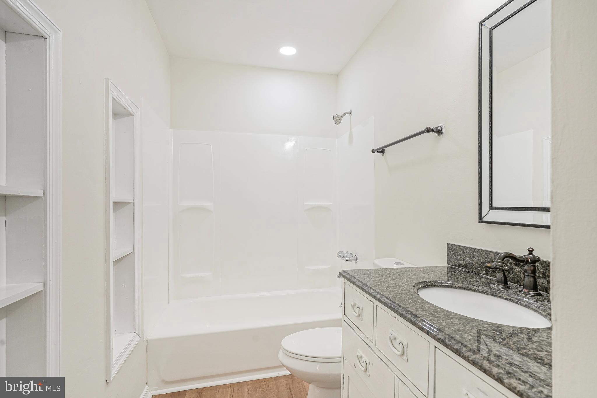 2410 SHELLEY LANE