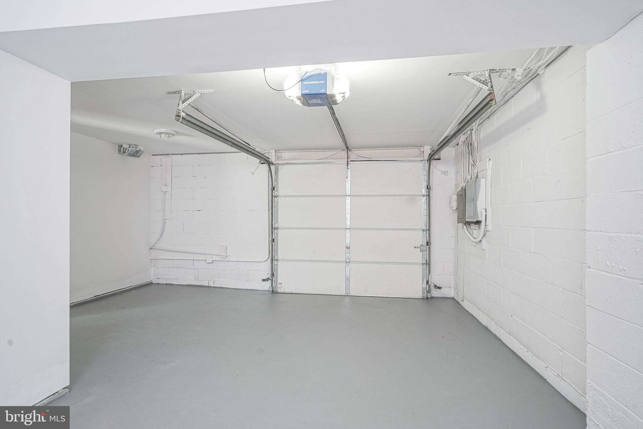2410 SHELLEY LANE