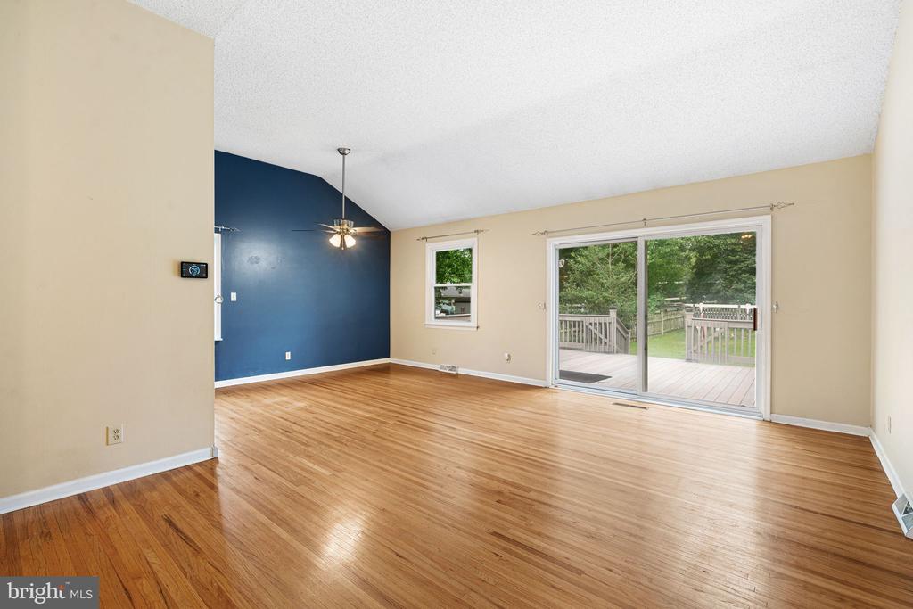 34 KENWOOD DRIVE