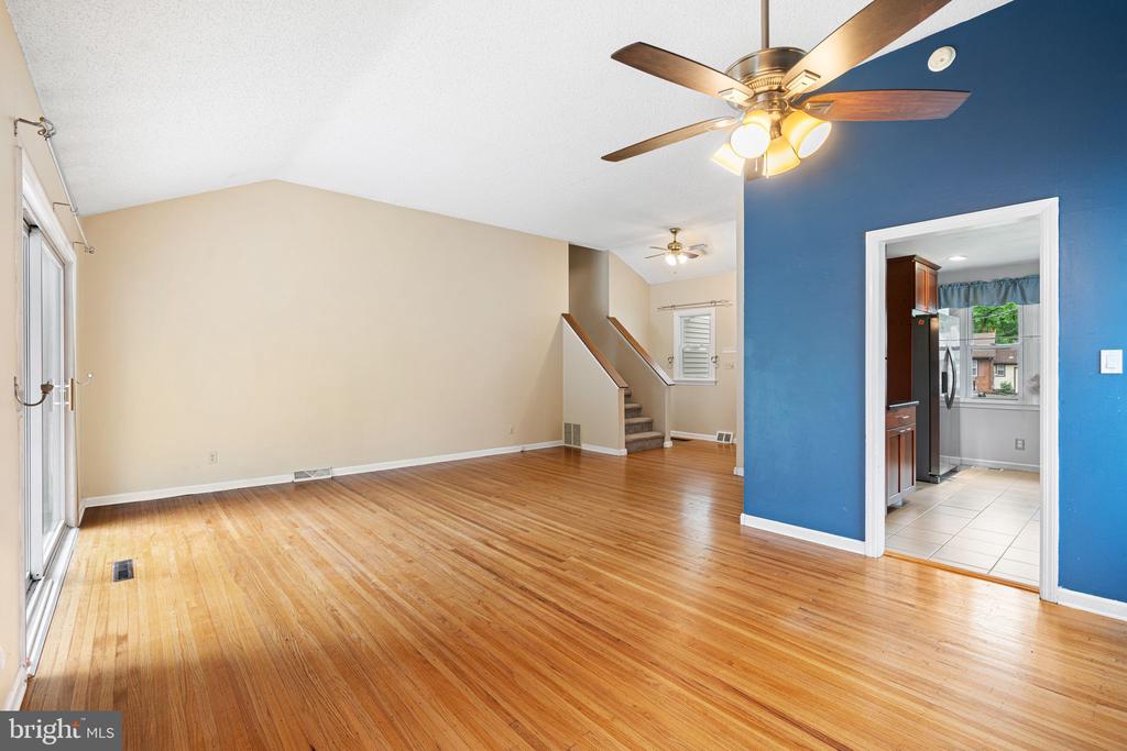 34 KENWOOD DRIVE