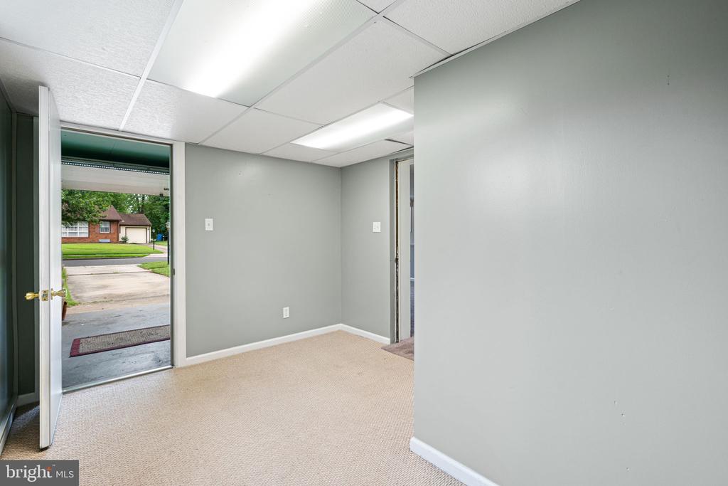 34 KENWOOD DRIVE