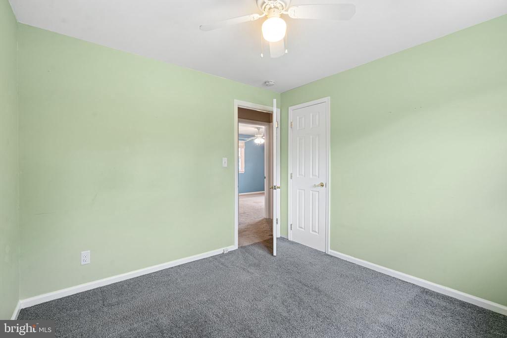 34 KENWOOD DRIVE