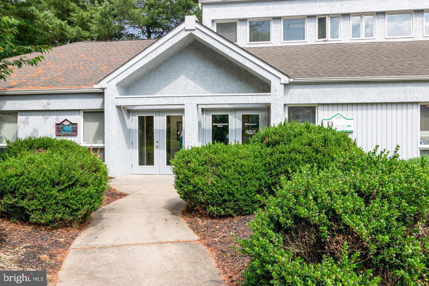 112 Haddontowne Ct #203