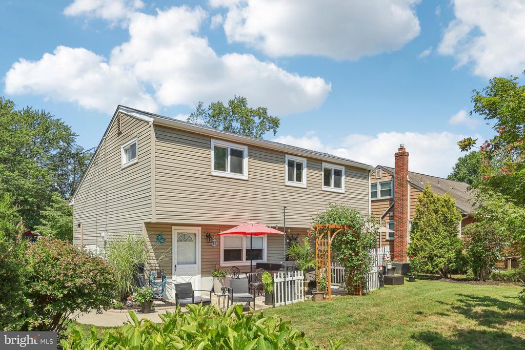 307 Palmwood Ave