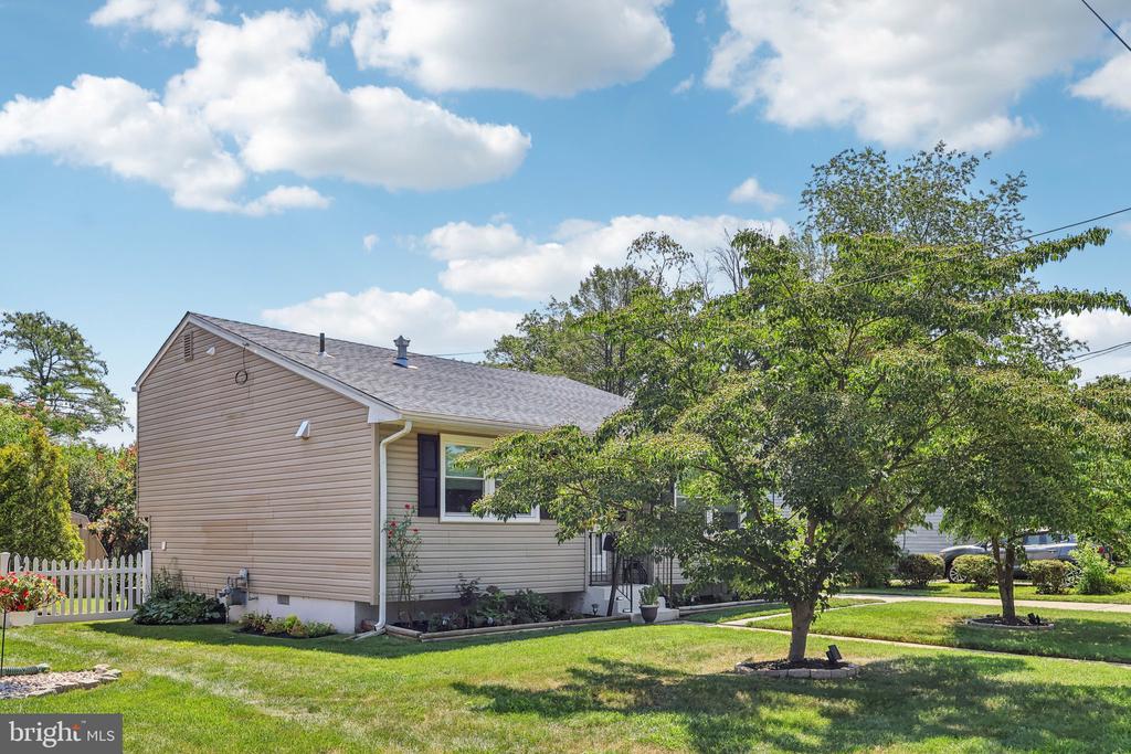 307 Palmwood Ave