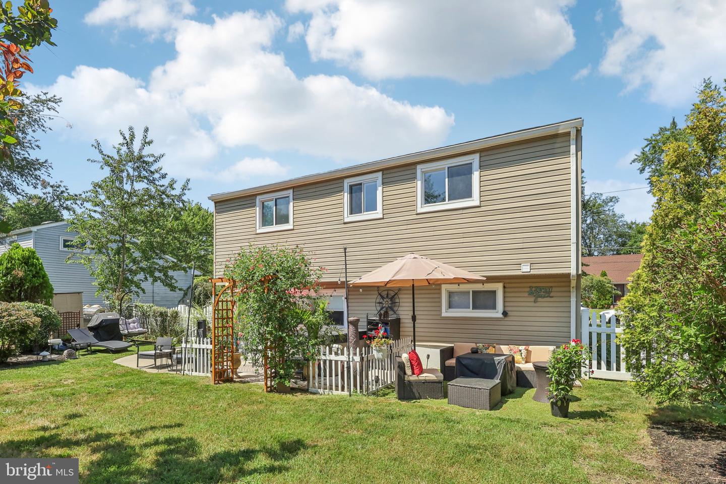 307 Palmwood Ave