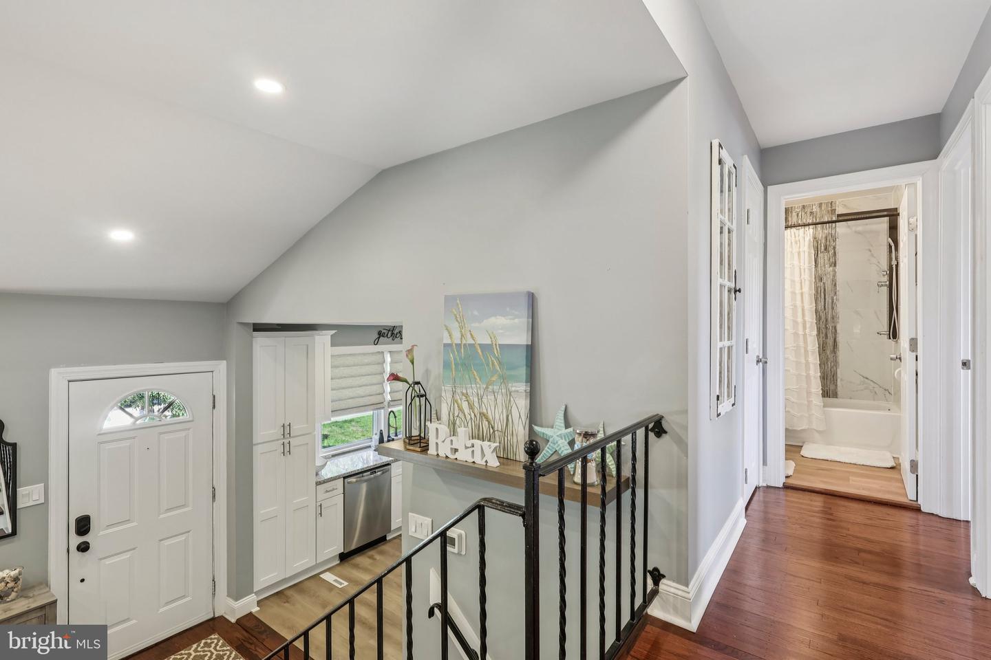 307 Palmwood Ave
