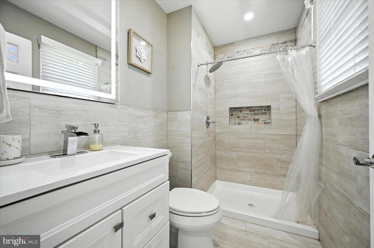 1102 SPRINGDALE ROAD