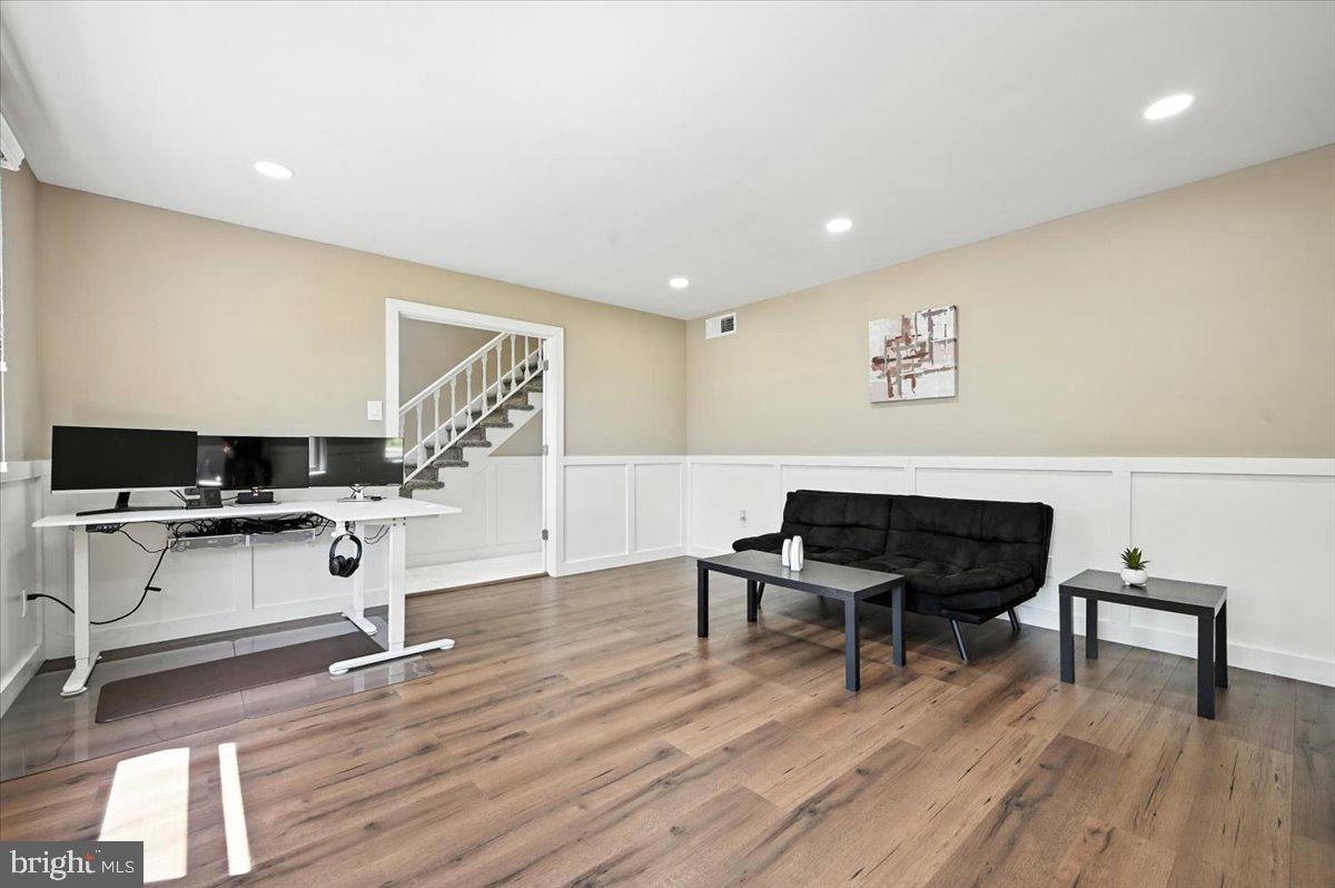 1102 SPRINGDALE ROAD