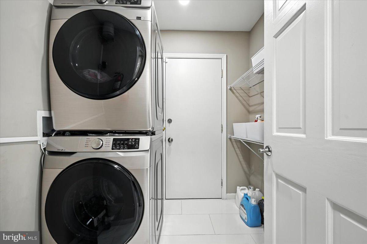 1102 SPRINGDALE ROAD