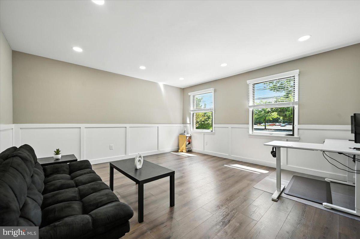 1102 SPRINGDALE ROAD