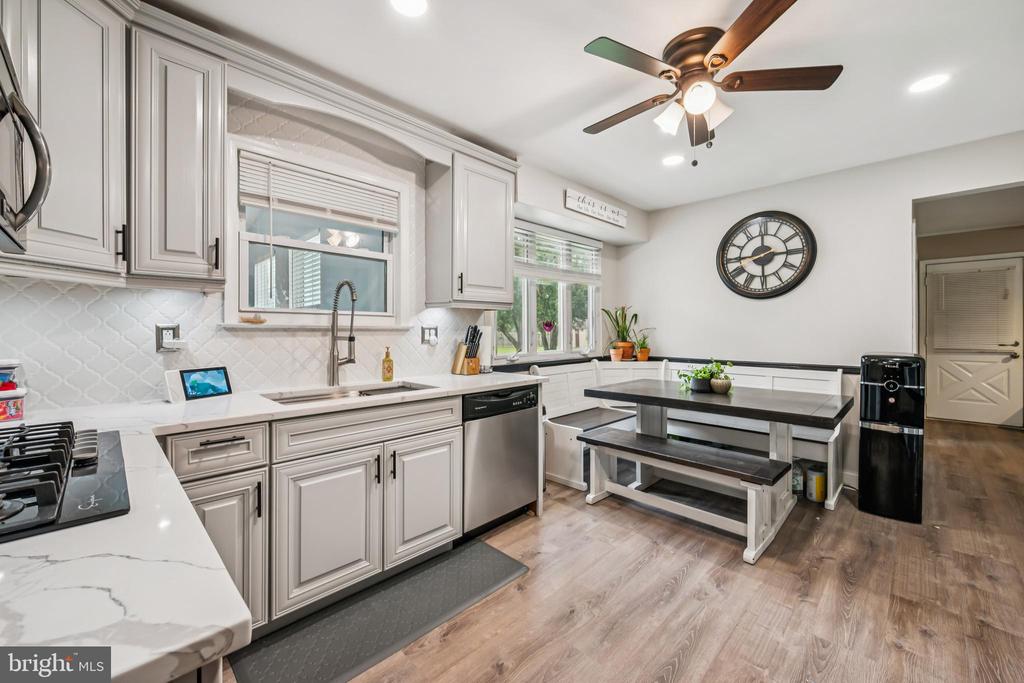 14 LAKEVIEW DRIVE