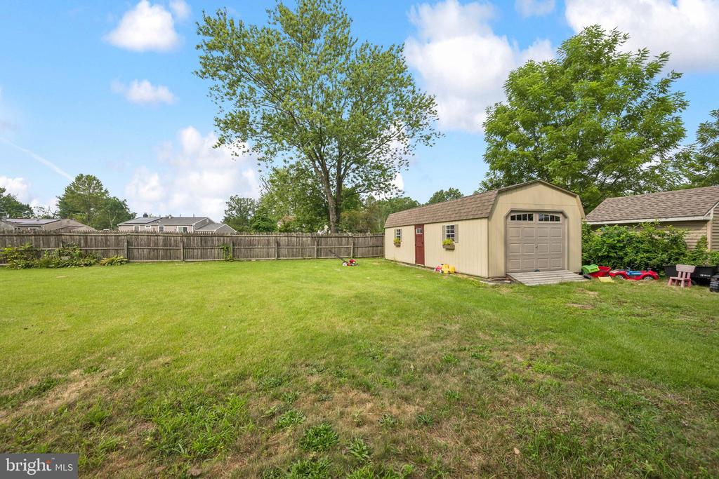 14 LAKEVIEW DRIVE