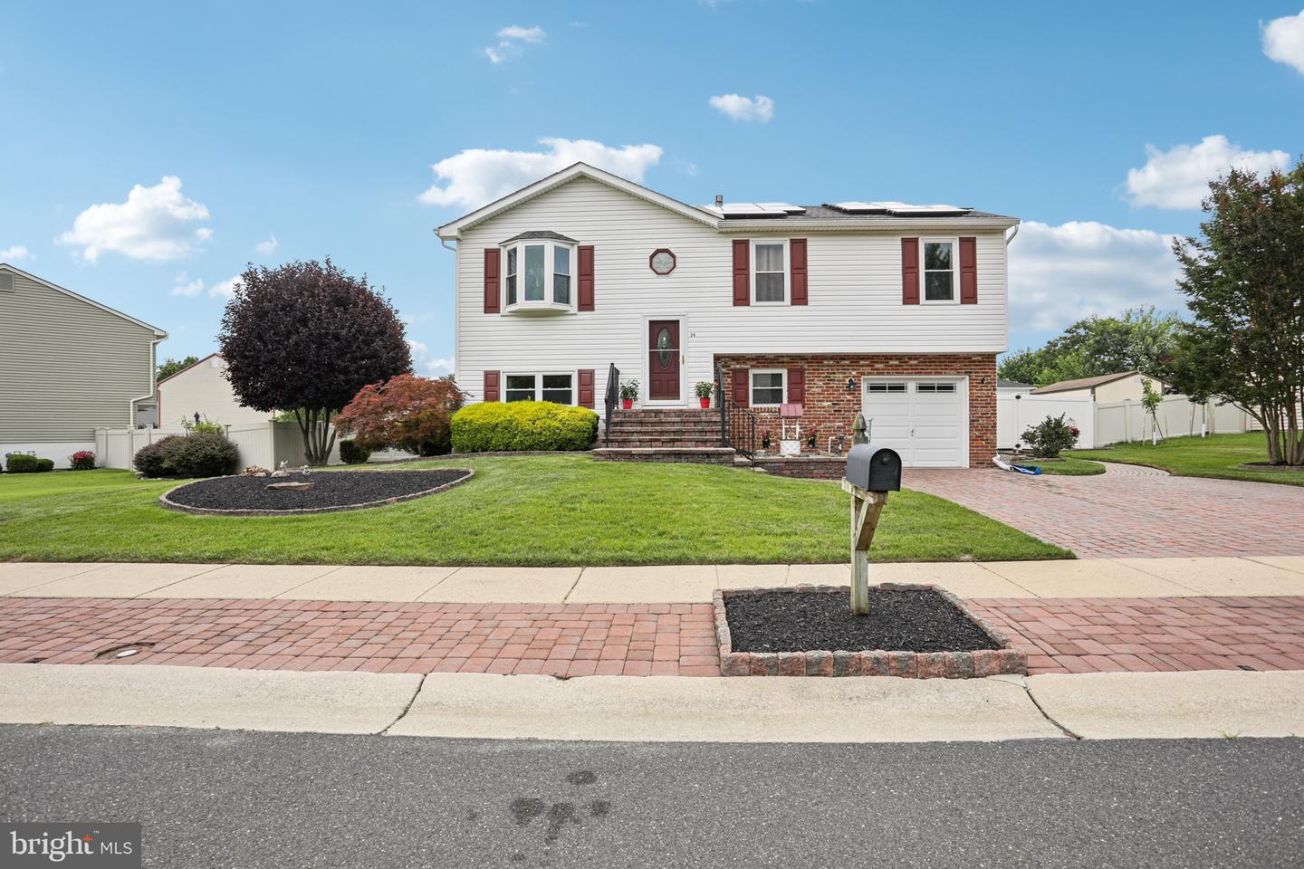 24 Brookstone Dr