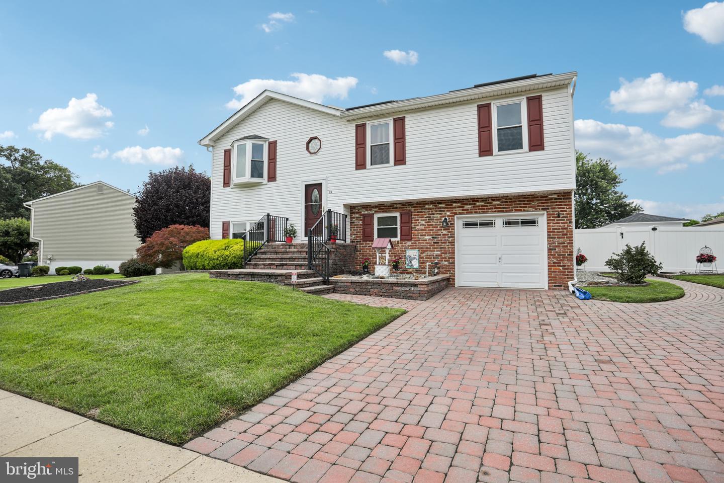 24 Brookstone Dr