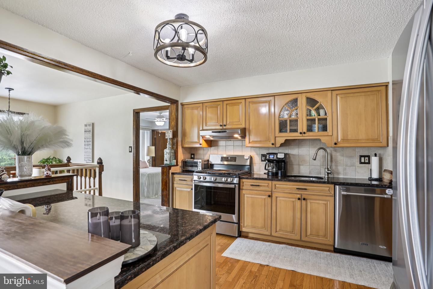 24 Brookstone Dr