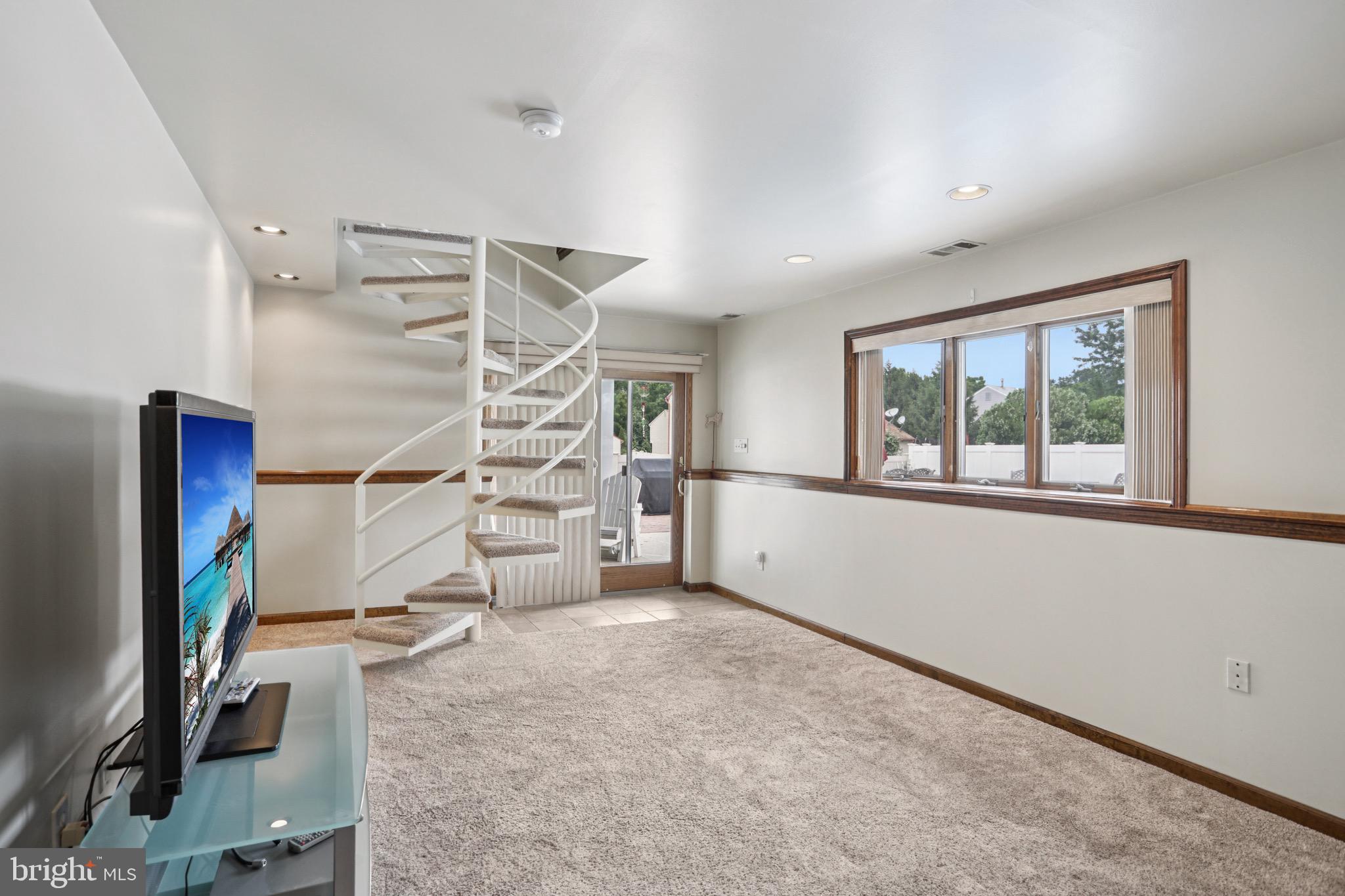 24 Brookstone Dr