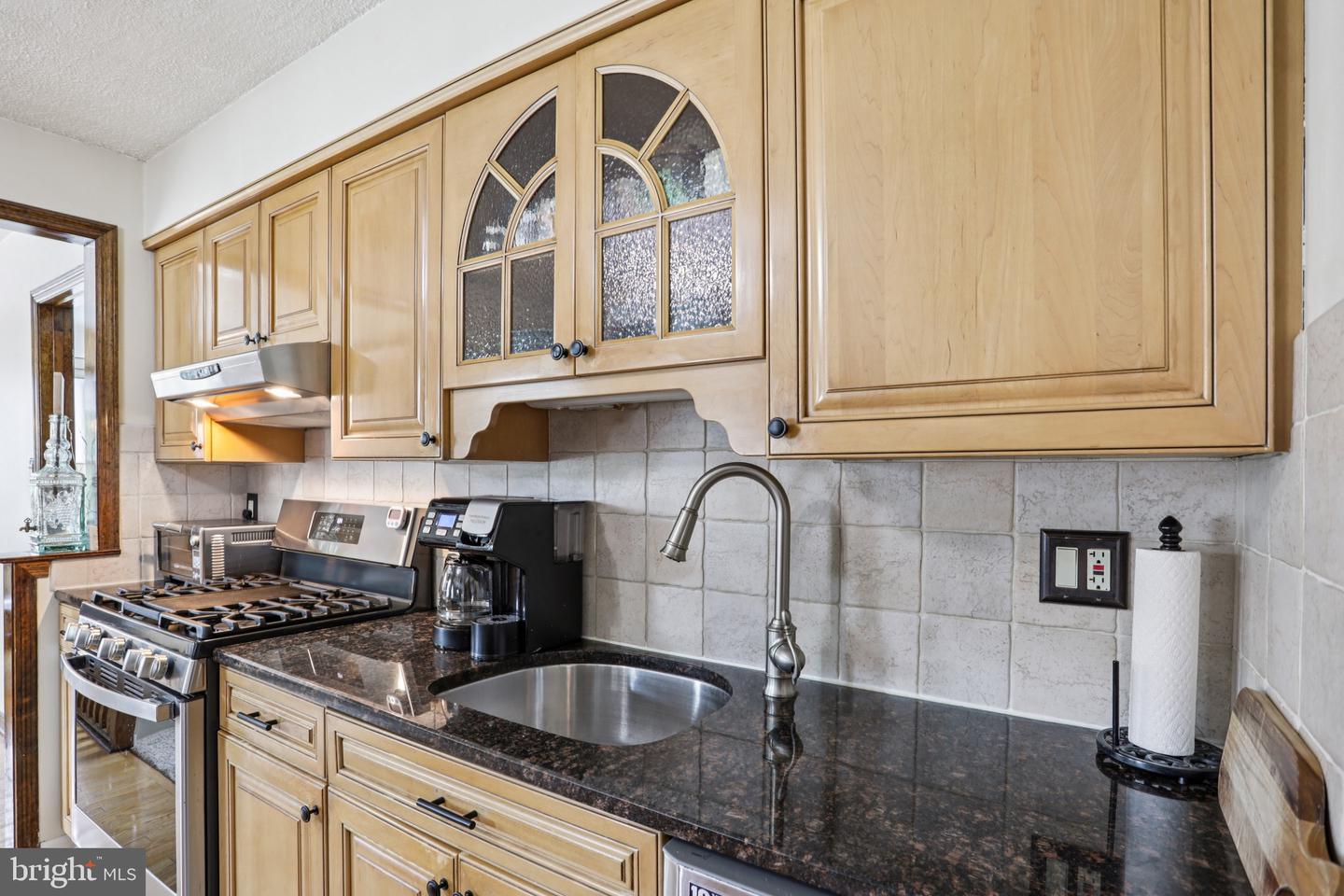 24 Brookstone Dr