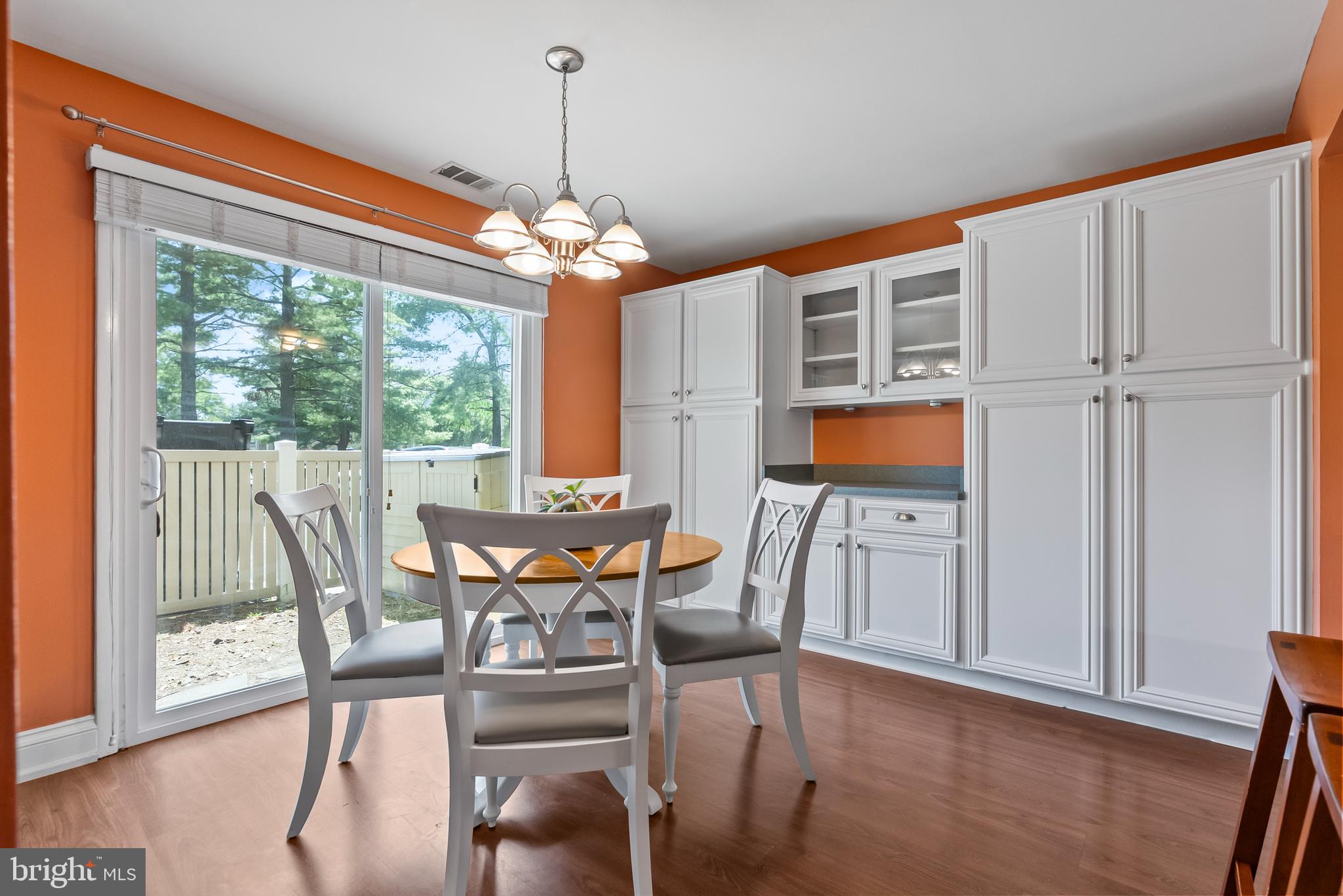 1142 Golden Pond Ct